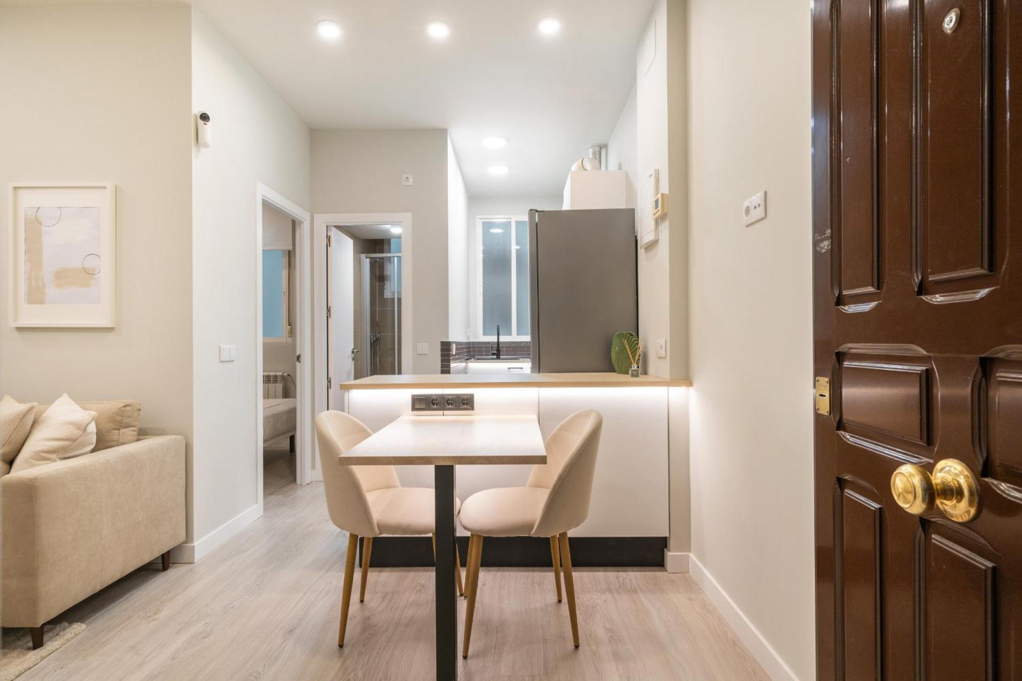Apartamento Reformado En Metro Ibiza Alquiler Temporal Madrid Exteriér fotografie
