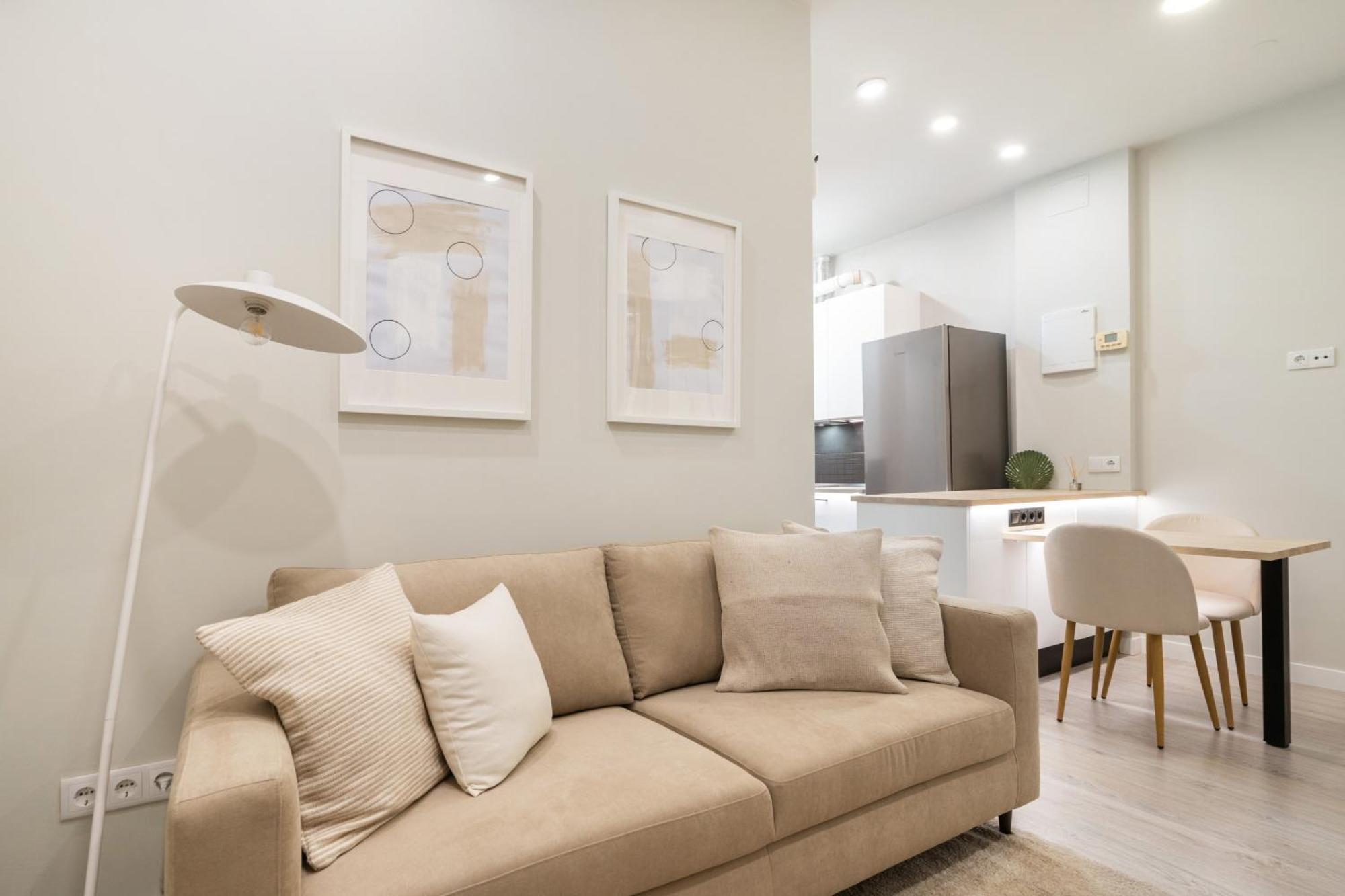 Apartamento Reformado En Metro Ibiza Alquiler Temporal Madrid Exteriér fotografie