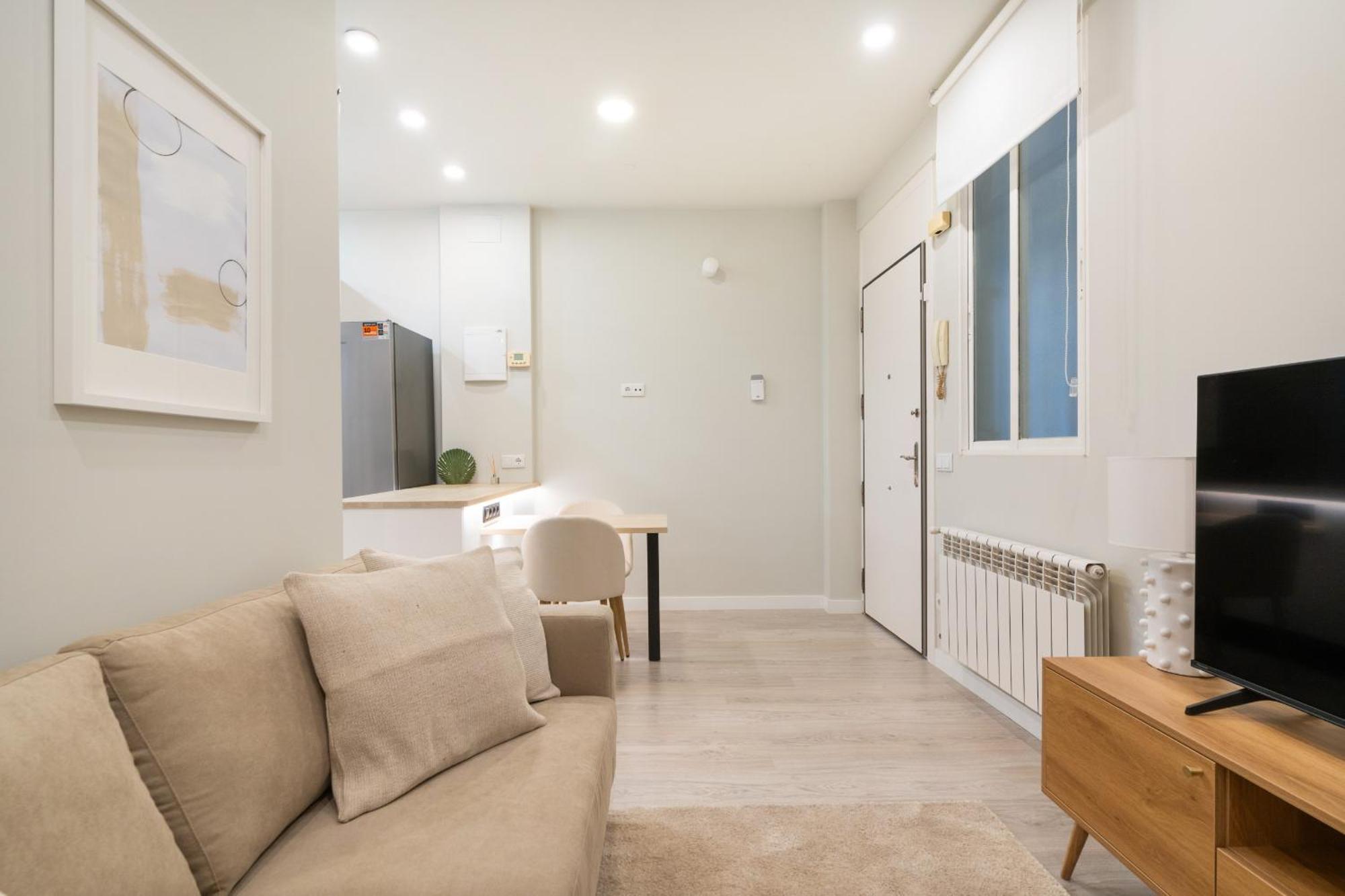 Apartamento Reformado En Metro Ibiza Alquiler Temporal Madrid Exteriér fotografie