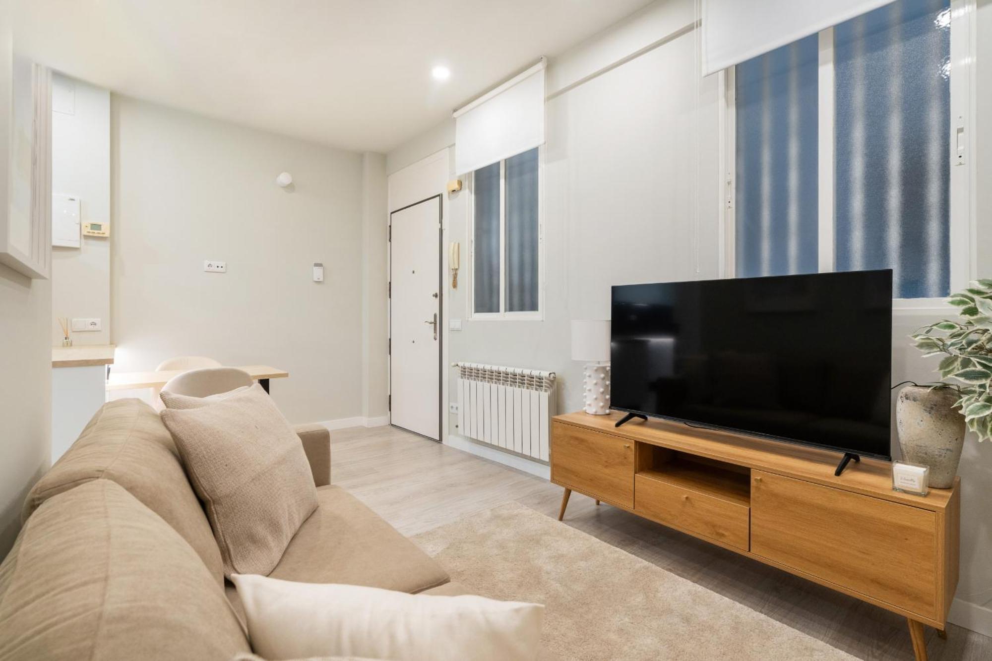 Apartamento Reformado En Metro Ibiza Alquiler Temporal Madrid Exteriér fotografie