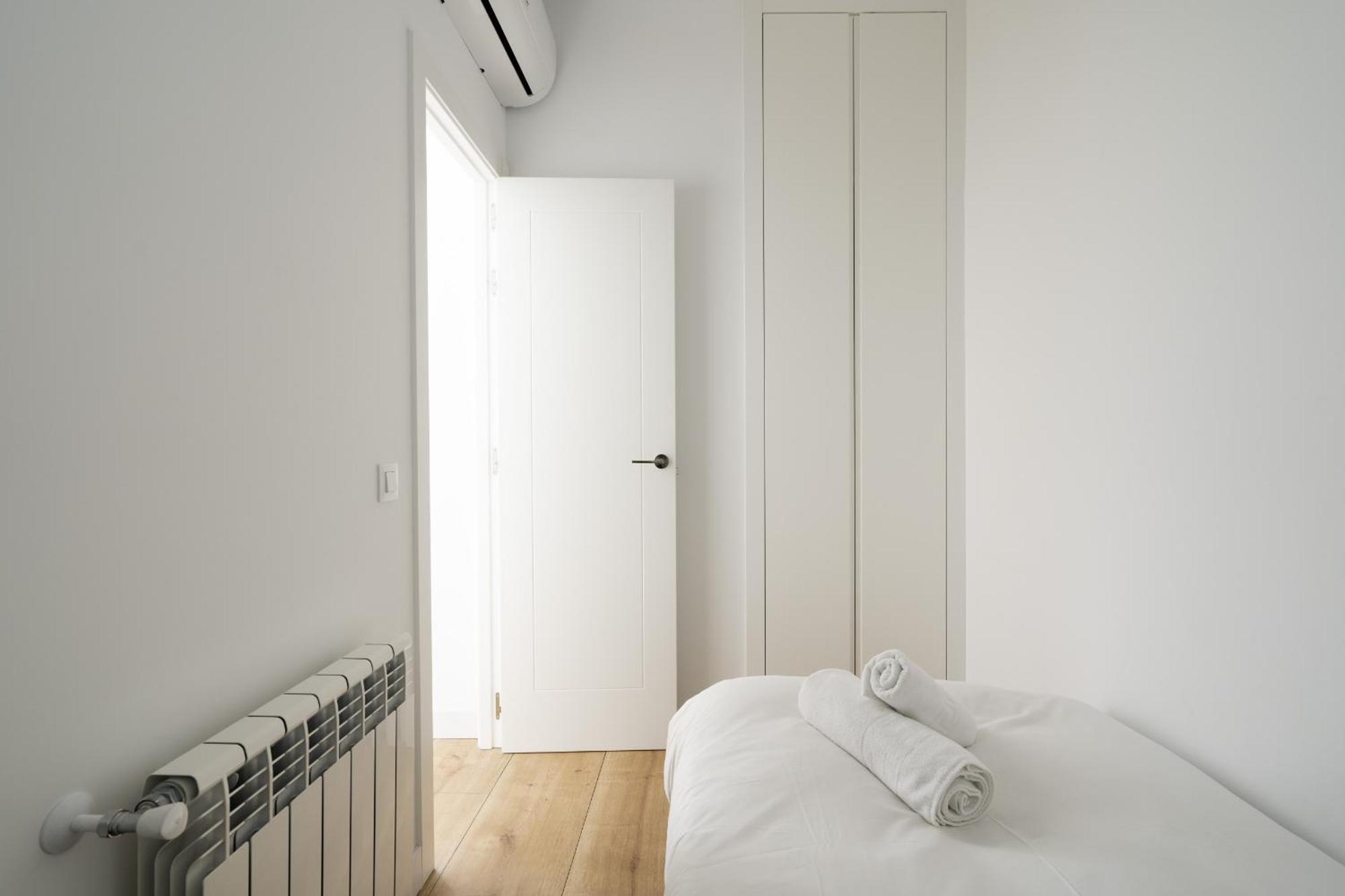Apartamento Reformado En Metro Ibiza Alquiler Temporal Madrid Exteriér fotografie