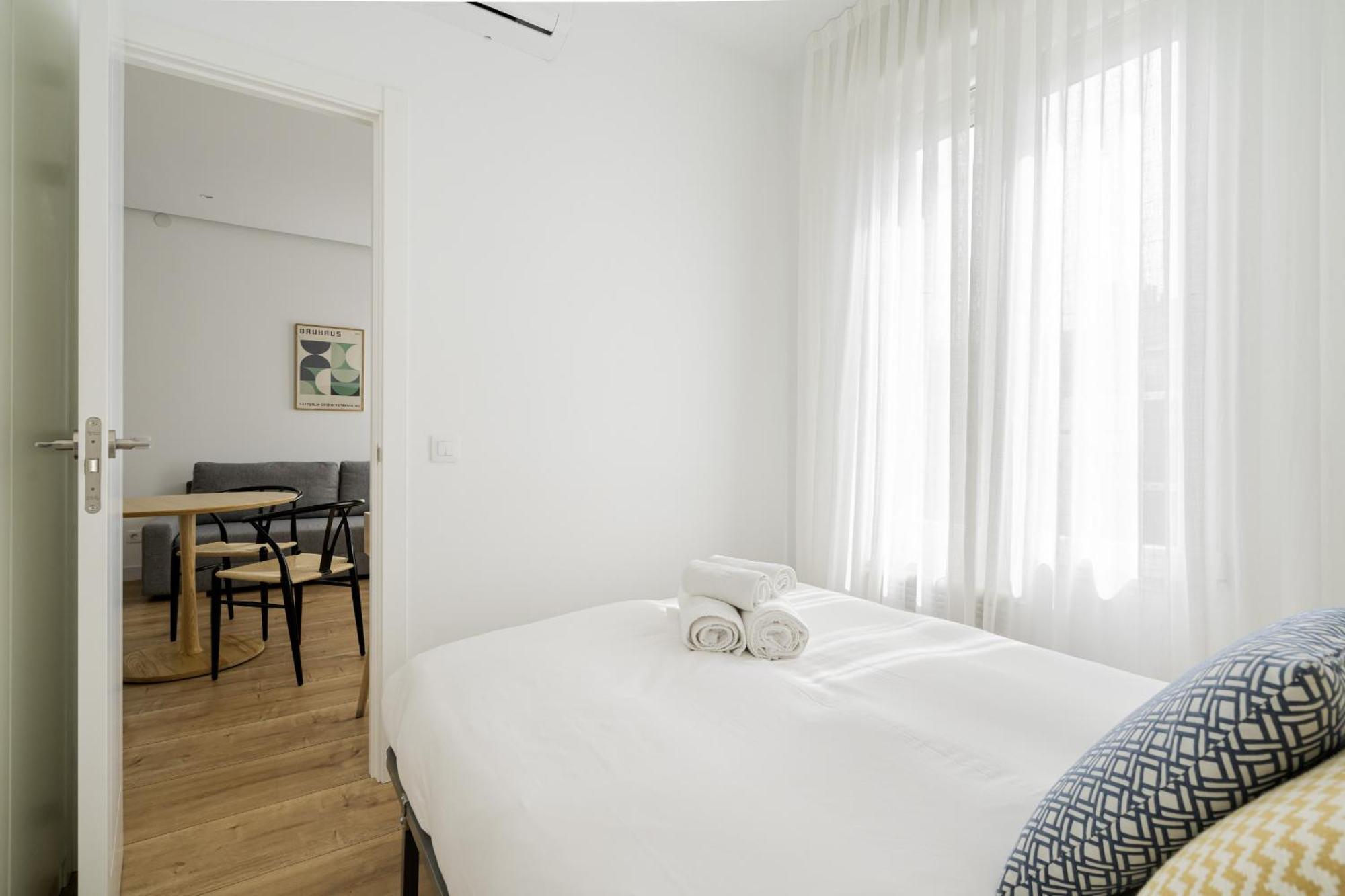 Apartamento Reformado En Metro Ibiza Alquiler Temporal Madrid Exteriér fotografie