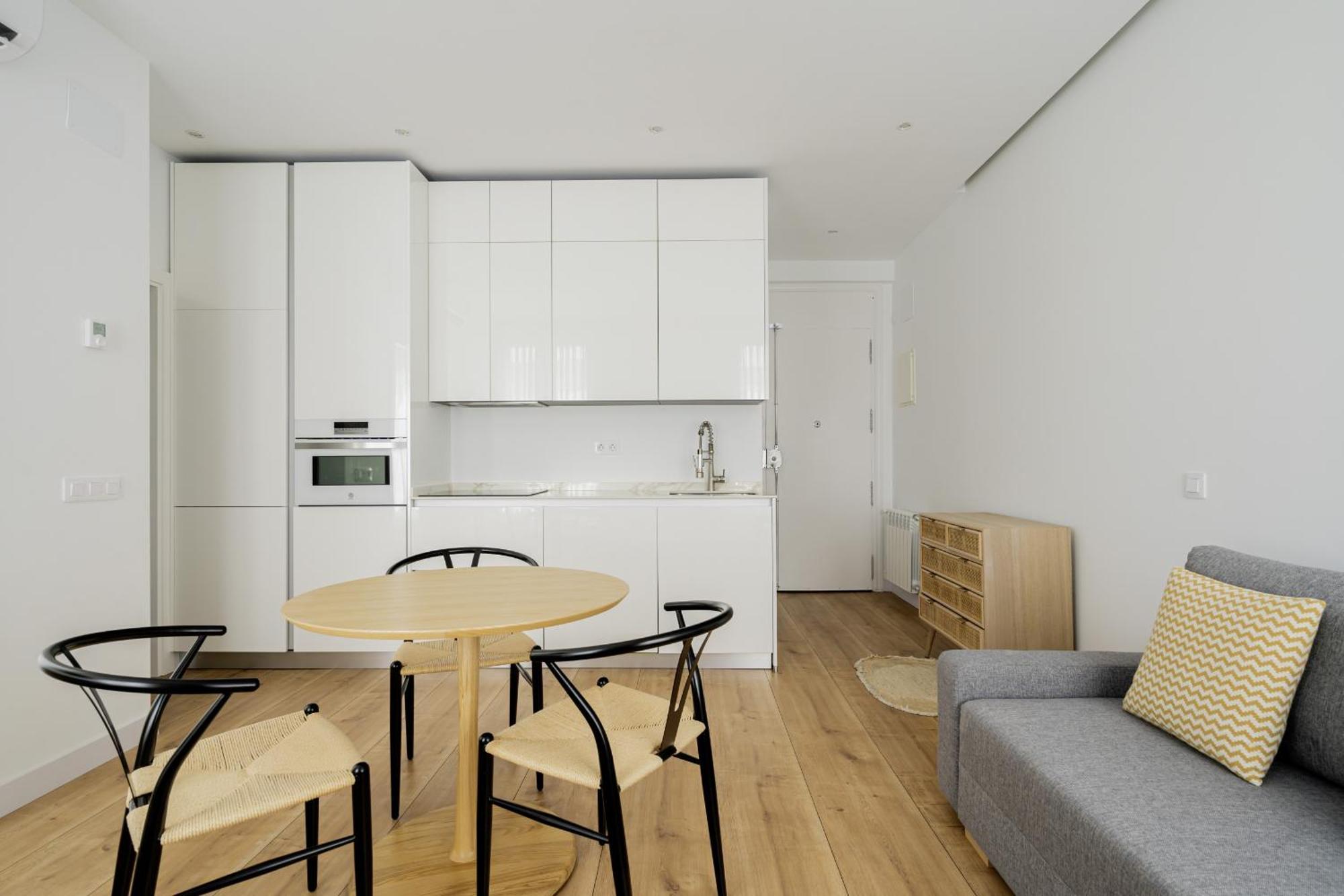 Apartamento Reformado En Metro Ibiza Alquiler Temporal Madrid Exteriér fotografie
